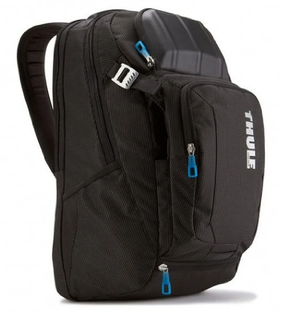 thule-crossover-32l-travel-backpack-for-15-laptop-crush-proof-sunglass-pocket image 1