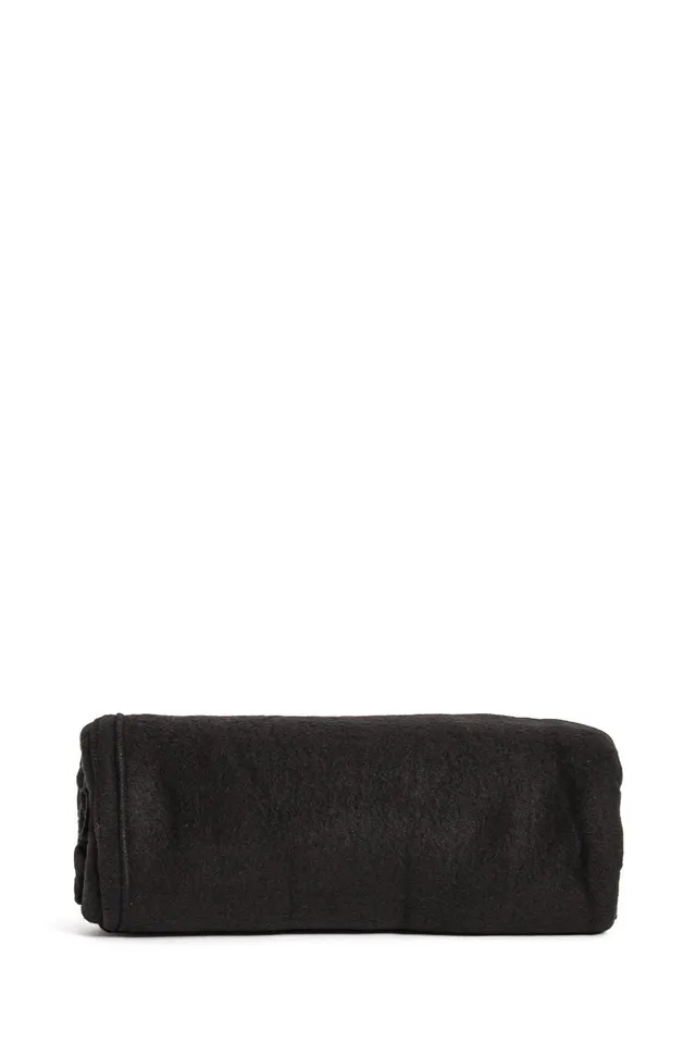 swissgear-iv0533-travel-blanket image 1