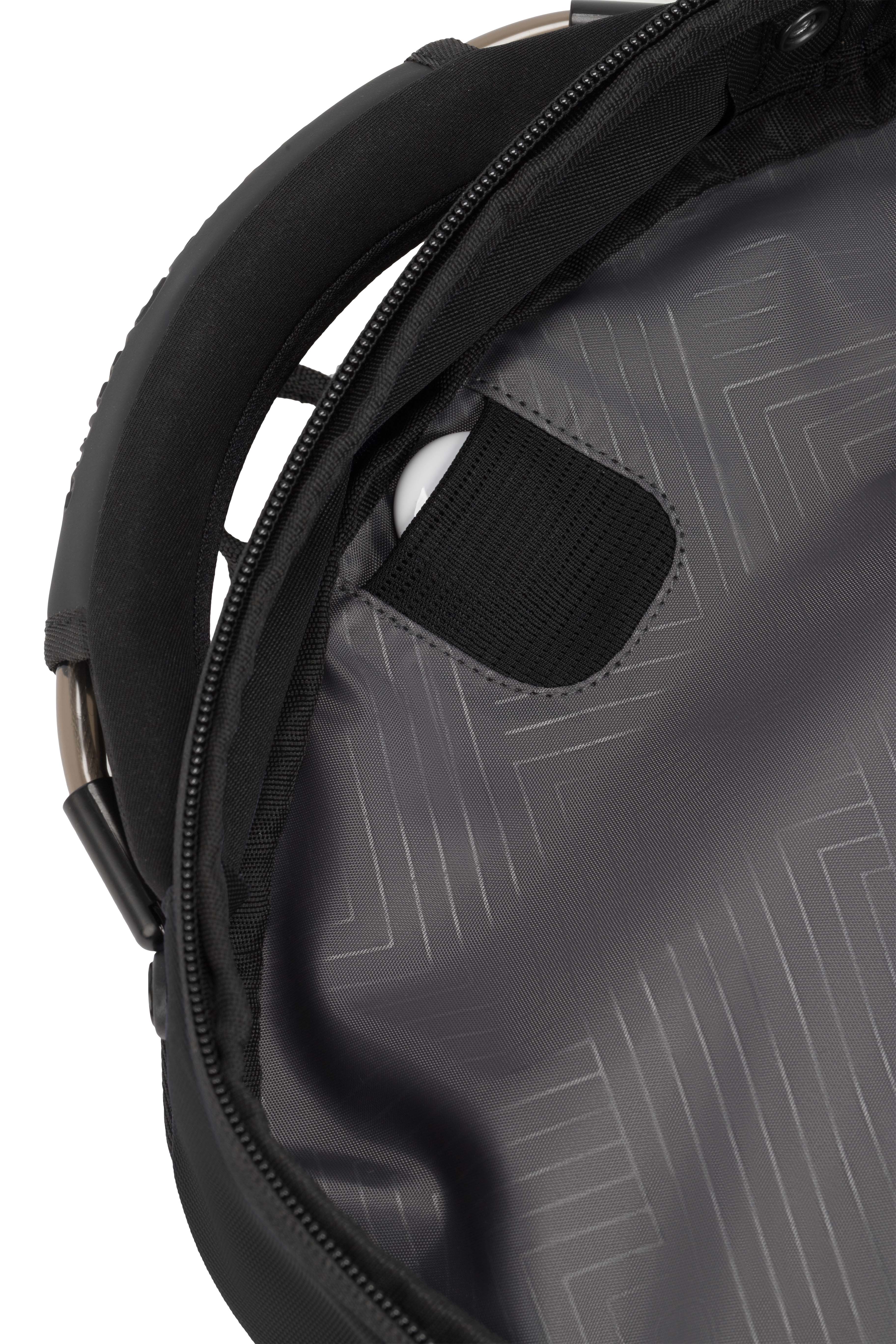 swissgear-urban-tech-laptop-backpack image 8