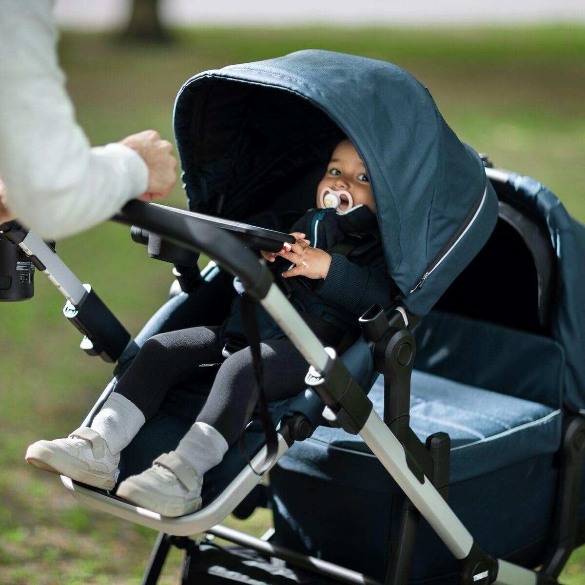 thule-sleek-city-stroller-modular-4-wheel-urban-stroller-with-13-configurations- image 5