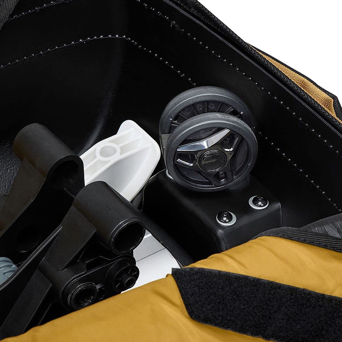 thule-roundtrip-road-bike-travel-case image 5