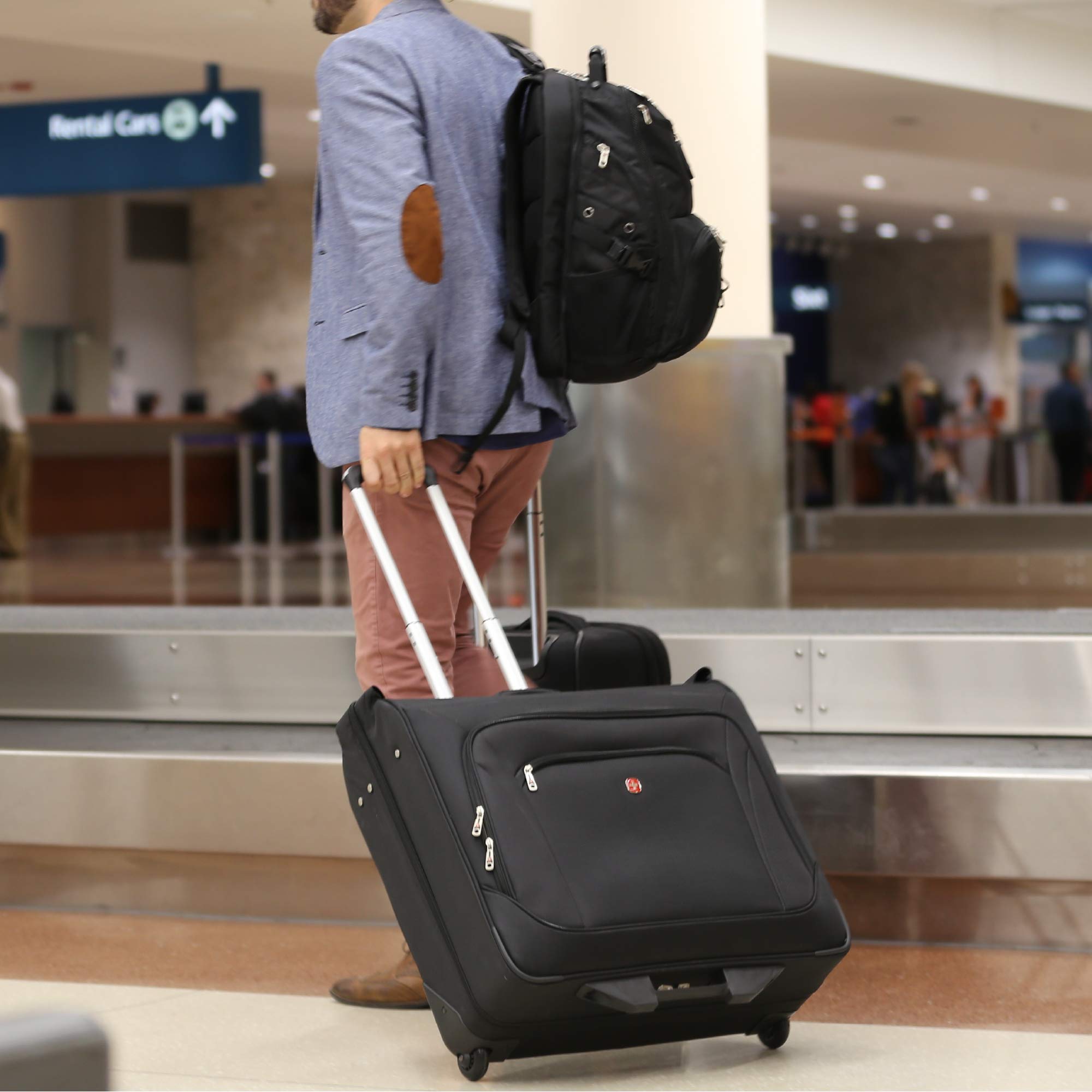 swissgear-7895-premium-rolling-garment-bag-with-hanging-feature-24-inch-luggage- image 7