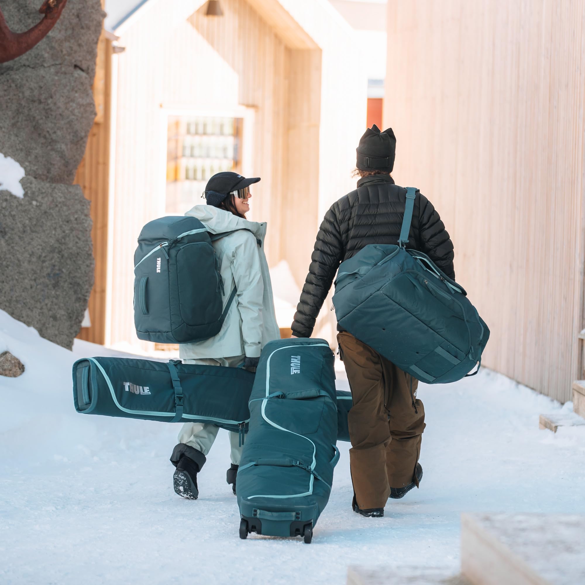 thule-roundtrip-80l-duffel-ski-snowboard-boot-bag-with-dedicated-helmet-goggle-c image 5