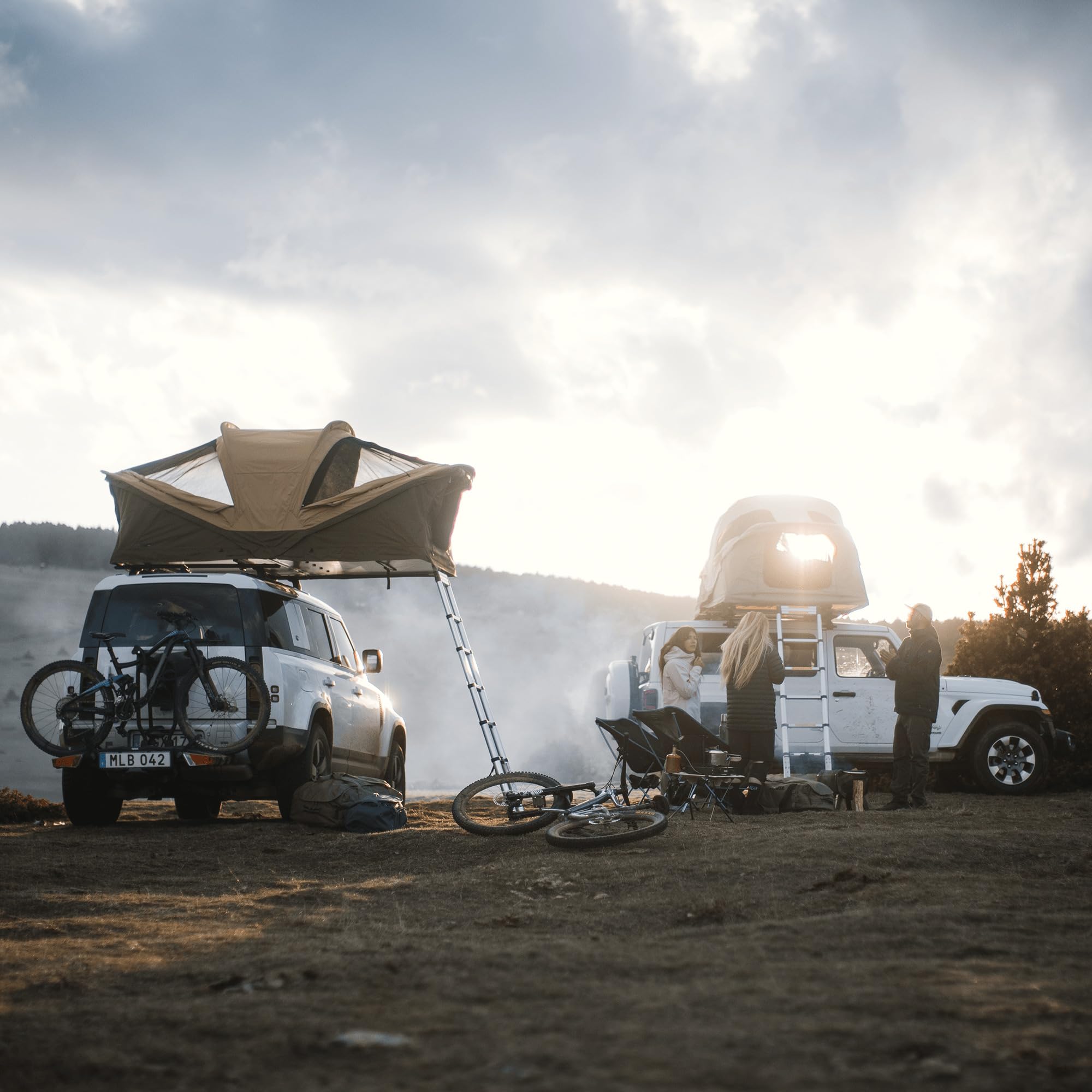 thule-approach-medium-rooftop-tent image 7