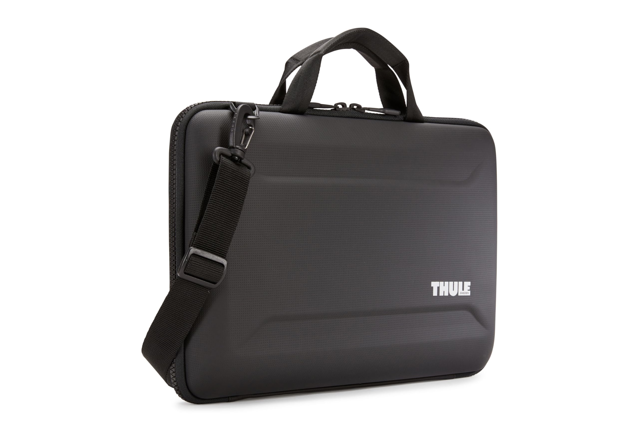 thule-gauntlet-macbook-pro-attach-16 image 7