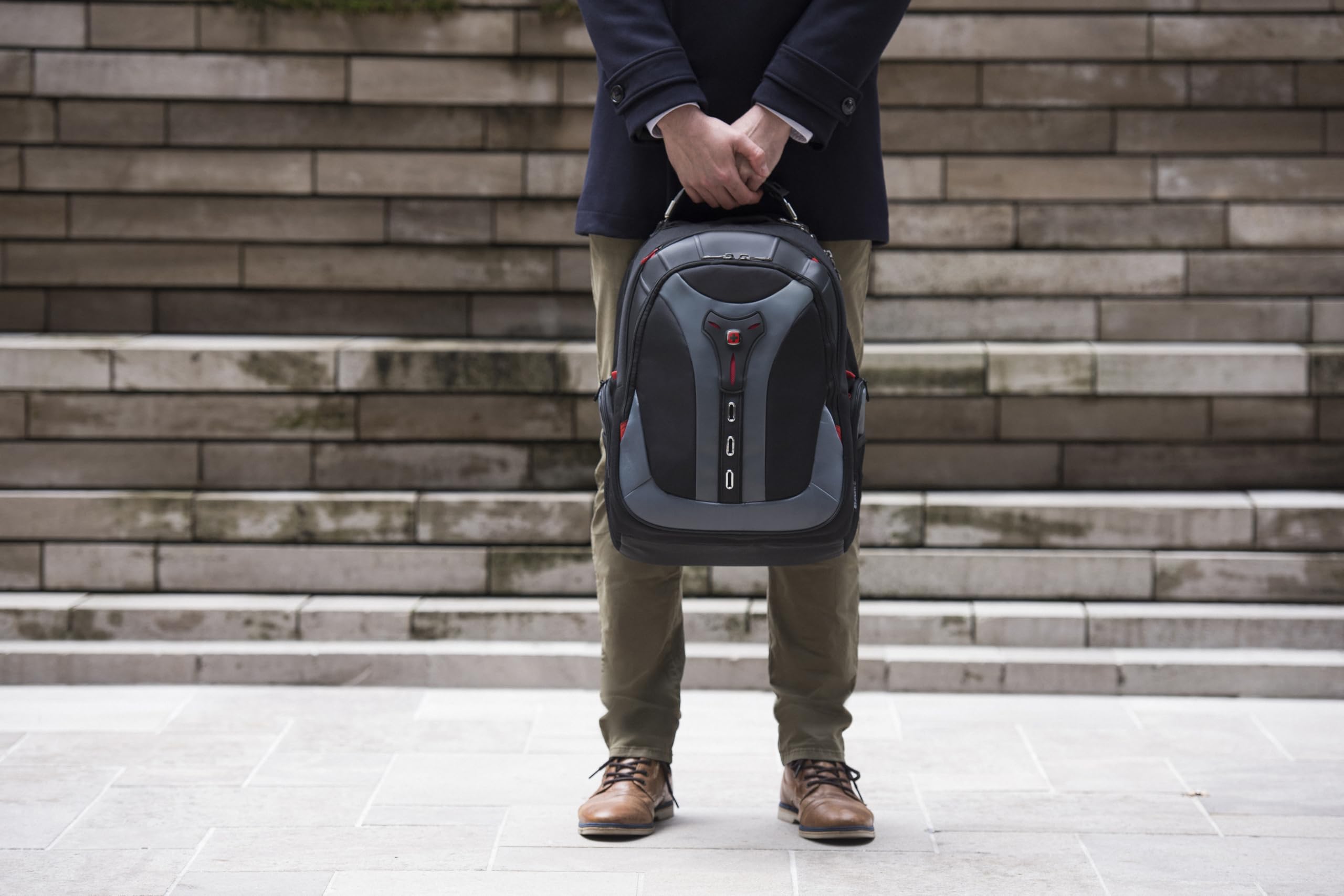 swissgear-pegasus-by-wenger-17-inch-laptop-backpack image 4