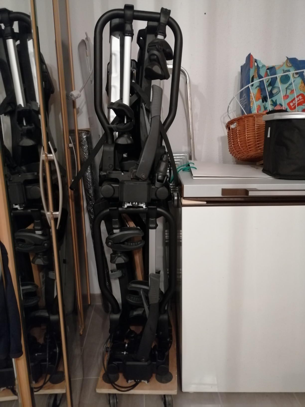 Good rack, but missing adapter