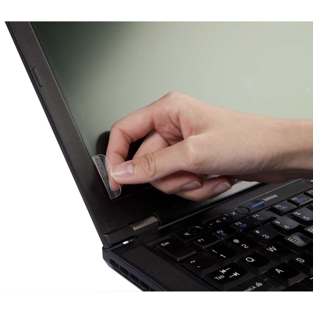 targus-4vu-laptop-privacy-screen-for-14-1-widescreen-laptops-reduces-glare-prote image 5