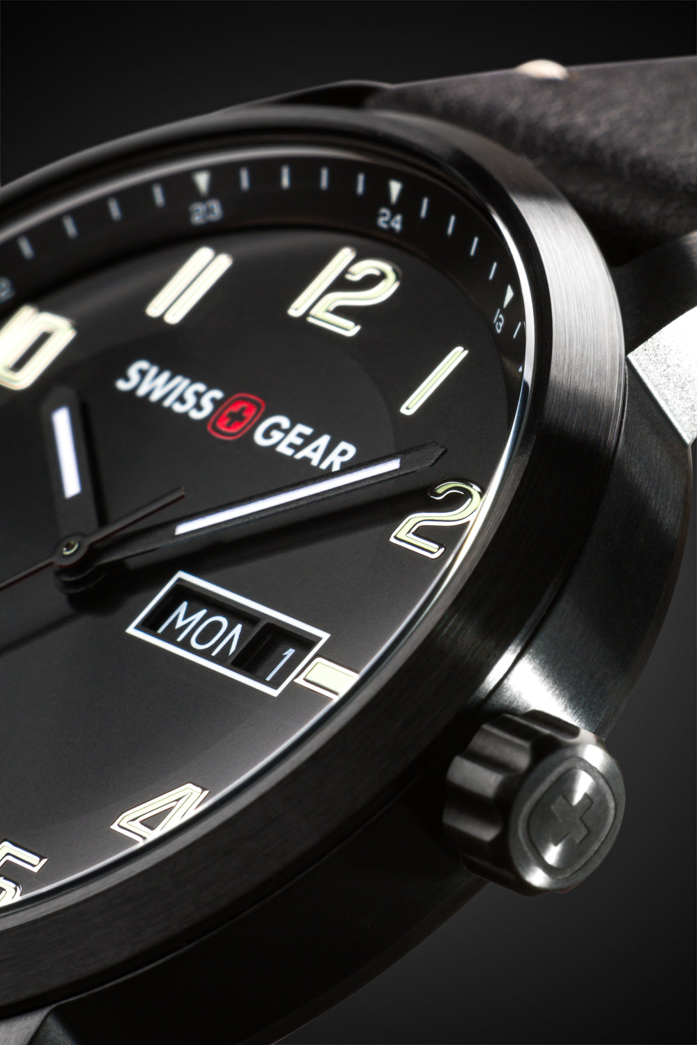 swissgear-legacy-swiss-watch-with-sapphire-crystal-and-100m-water-resistance image 8
