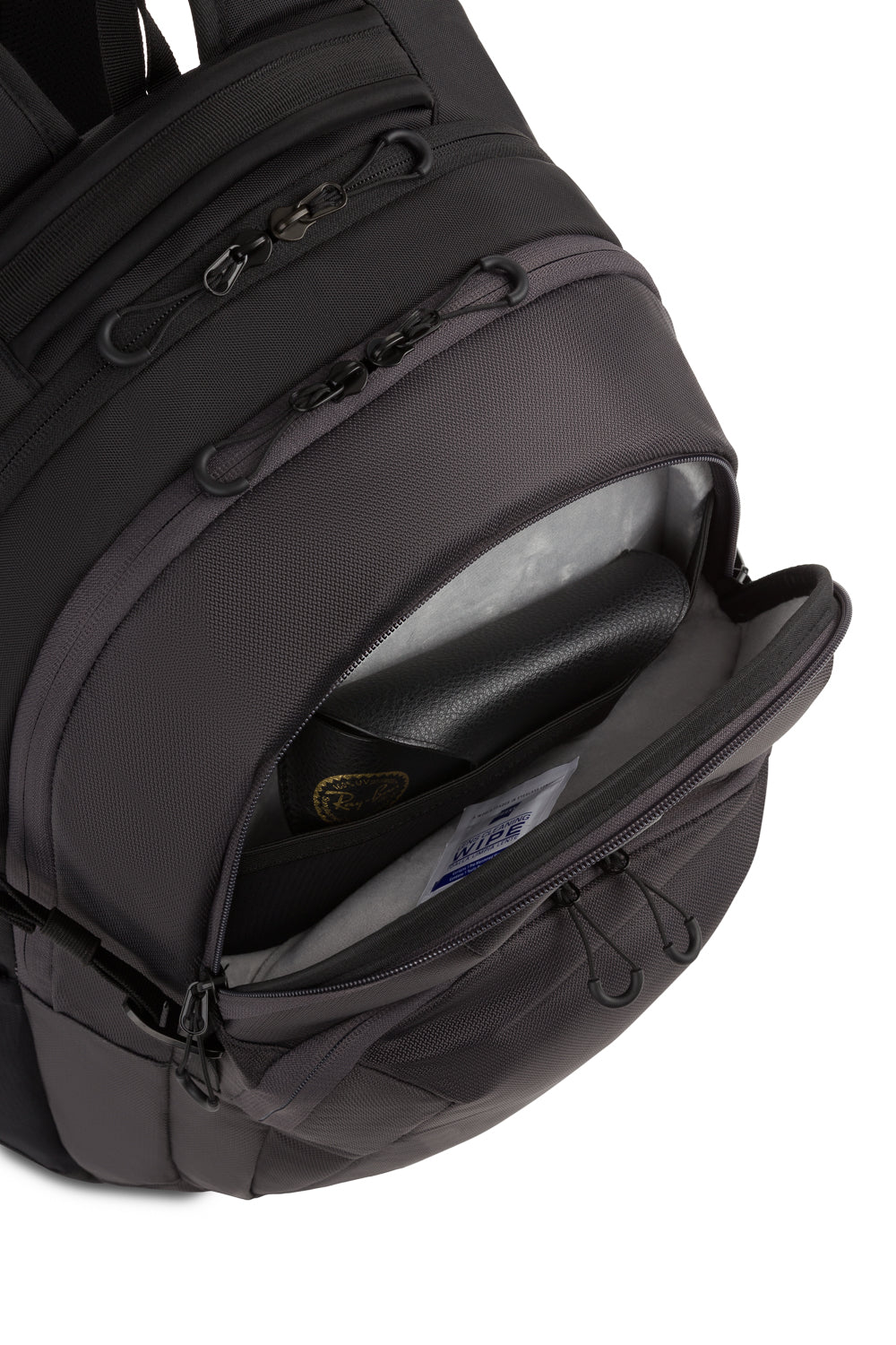 swissgear-fusion-pro-laptop-backpack-17-inch-laptop-capacity-felt-lined-eyewear- image 6