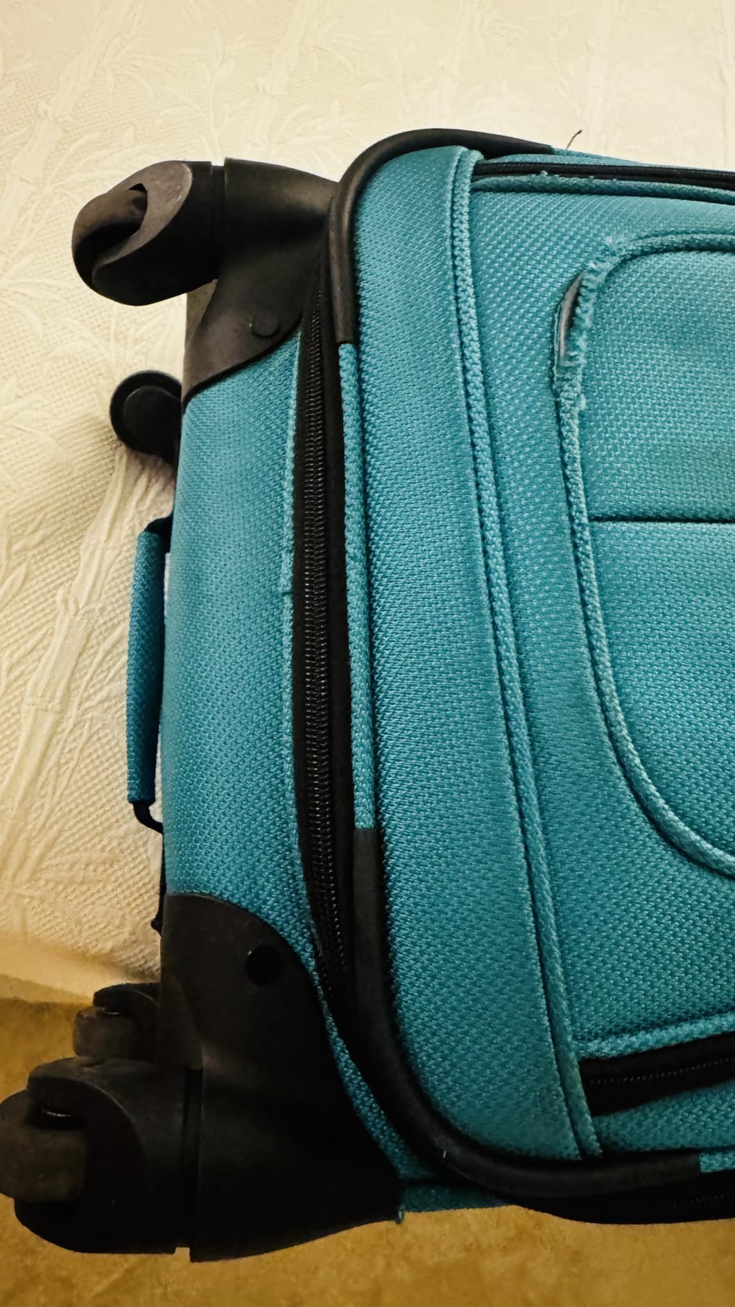 Excellent luggage set