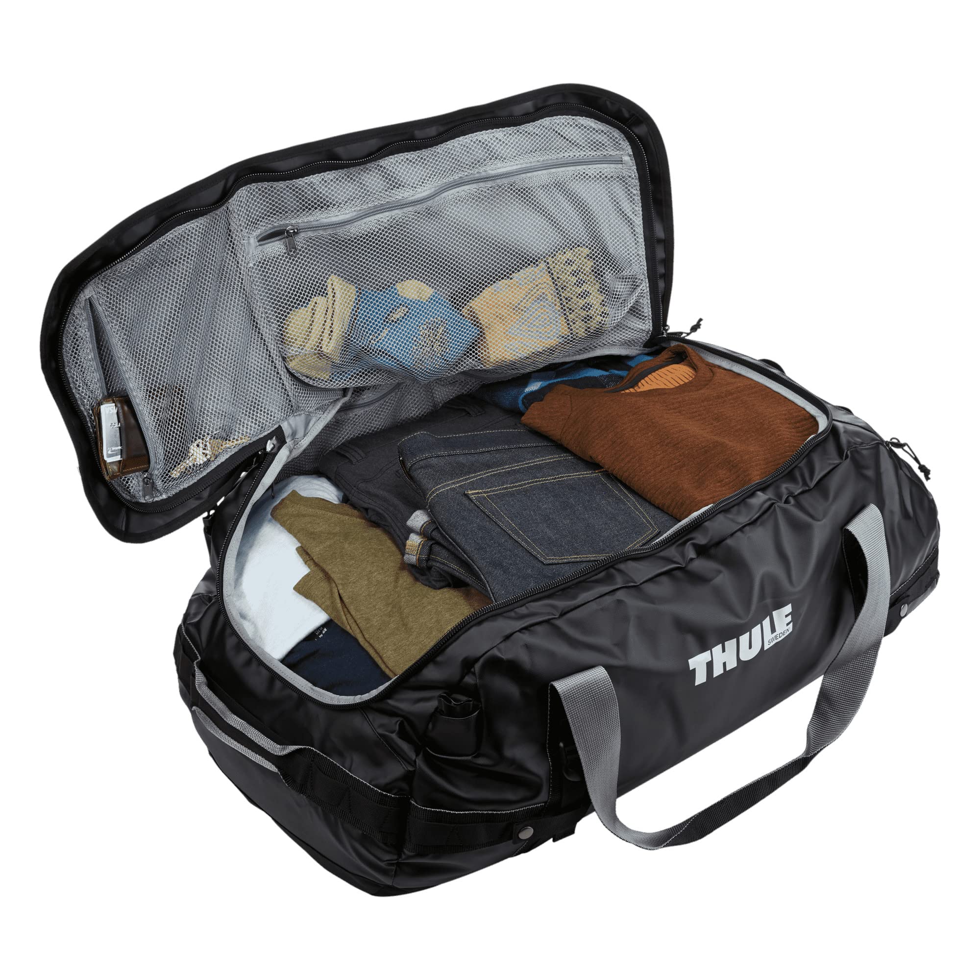 thule-chasm-sport-duffel-bag-convertible-backpack image 3
