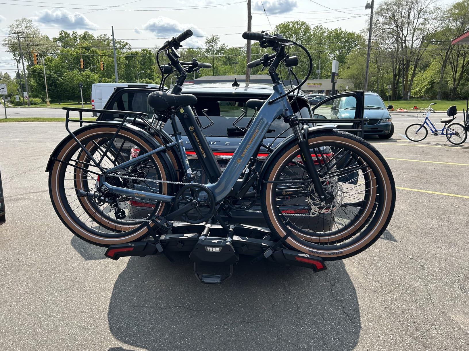 Good, but the cable lock is short