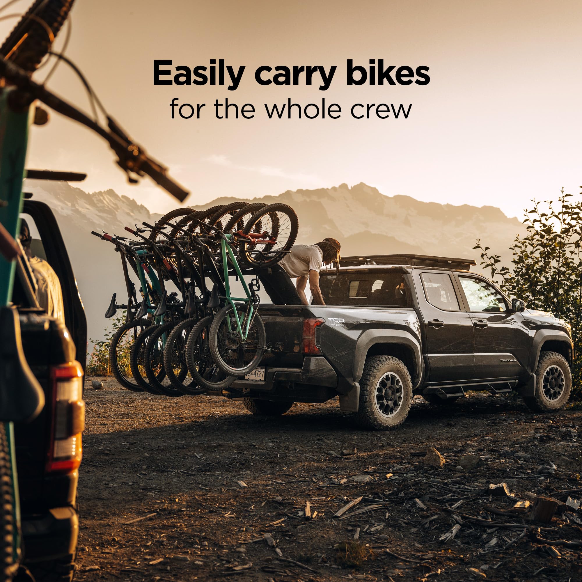 thule-revert-vertical-hitch-rack-for-4-bikes-trucks-vans image 2