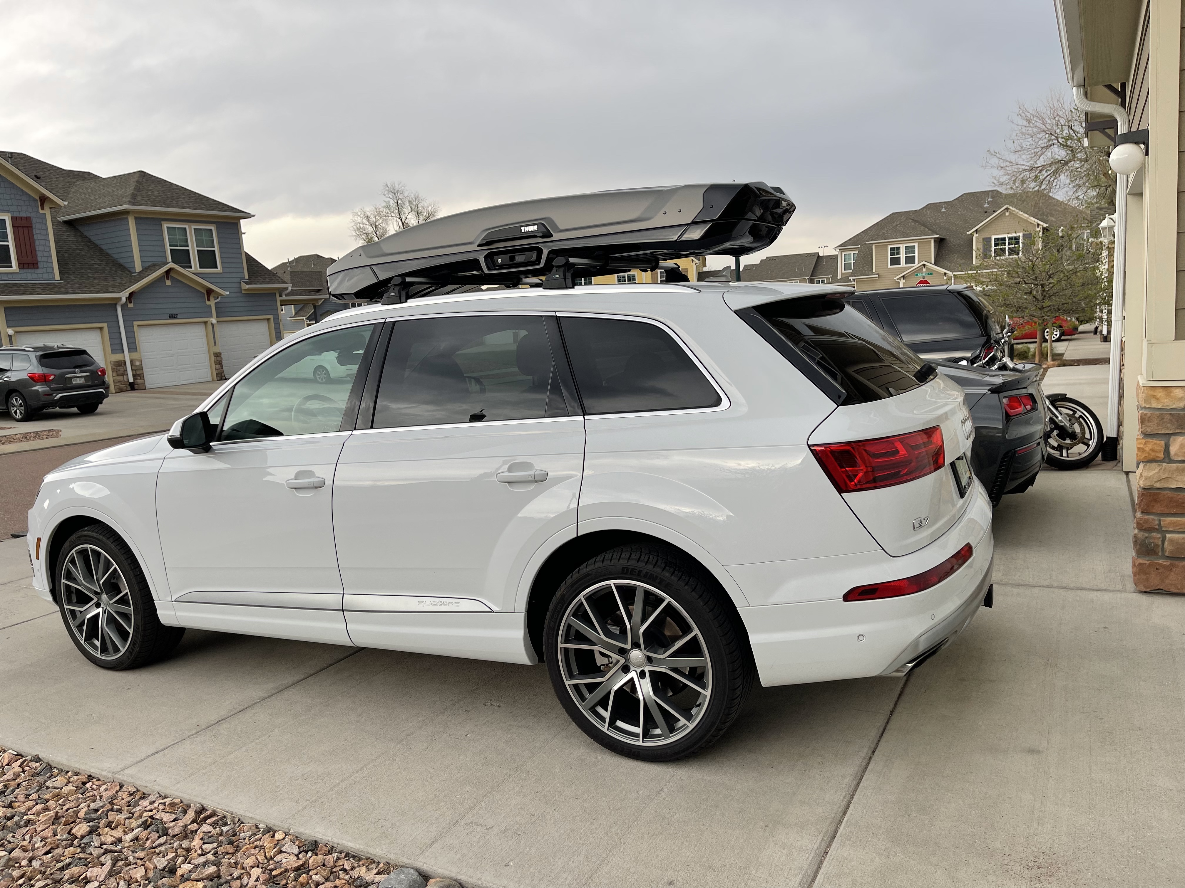 Top-notch cargo box!
