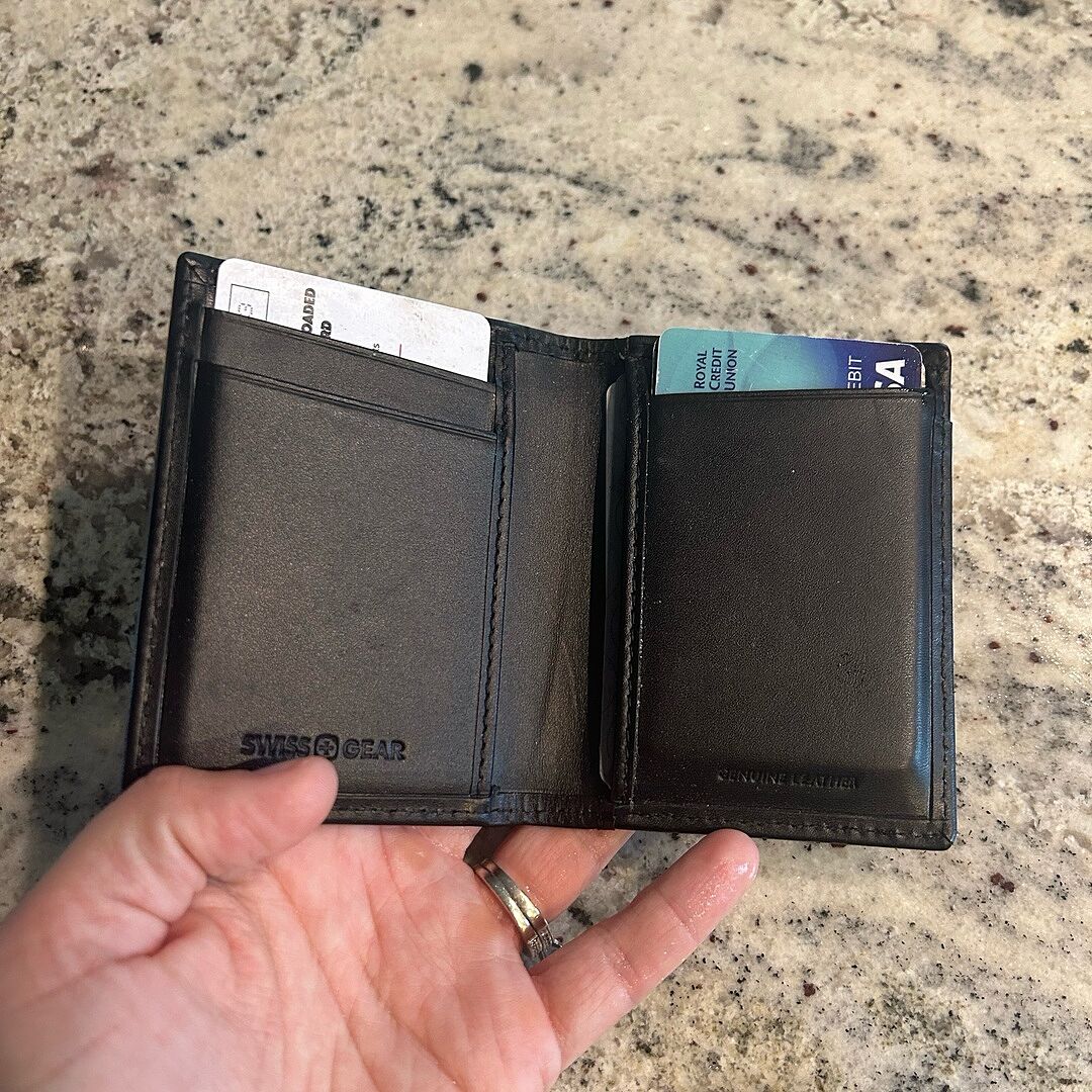 Perfect wallet