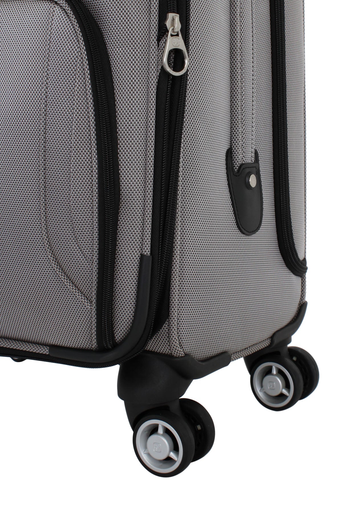 swissgear-zurich-deluxe-carry-on-spinner image 4