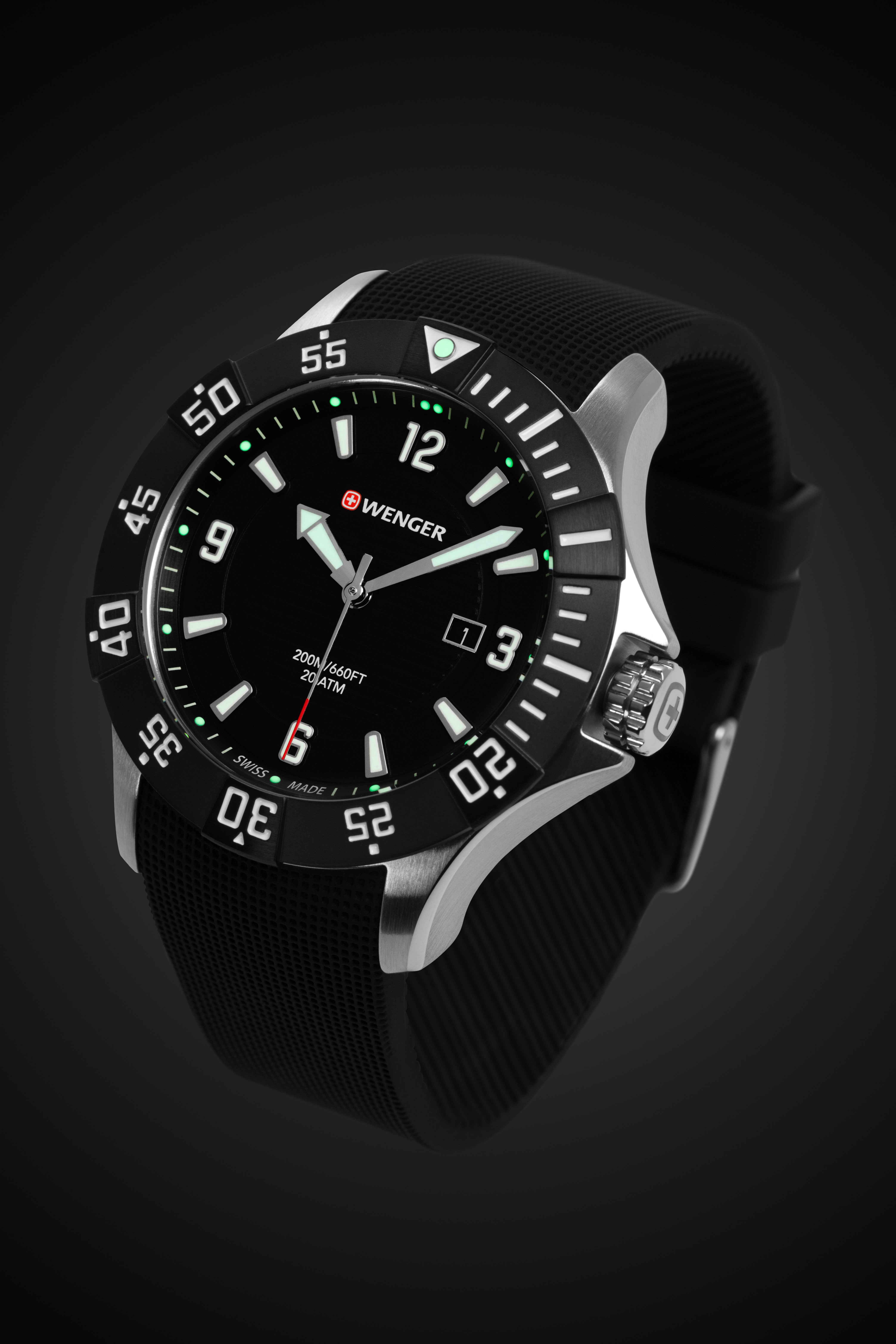 wenger-seaforce-swiss-watch-black-dial-black-silicone-strap image 2